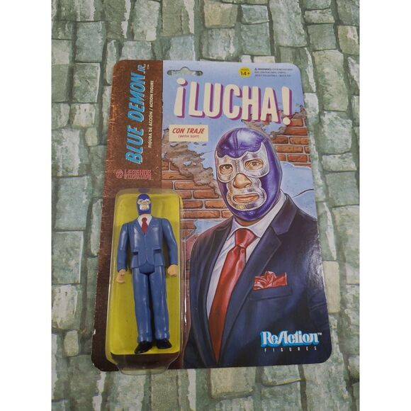 Super7 Reaction Legends of Lucha Libre Blue Demon Jr. Suit Con Traje Figure RARE - Picture 1 of 4